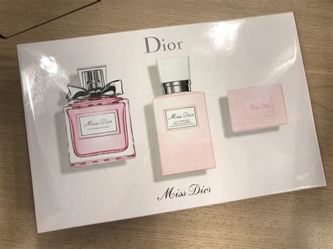 miss dior blooming bouquet gift set|Miss Dior Blooming bouquet 150ml.